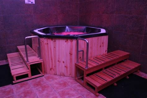 sauna gay madrid|The Ultimate Gay Guide to Madrid: Bars, Hotels, Saunas, and。